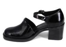 Load image into Gallery viewer, Bueno Shoe &quot;Rita&quot; Black Patent
