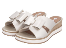 Load image into Gallery viewer, Remonte Sandal &quot;Bowery&quot; gold
