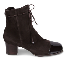 Load image into Gallery viewer, Django and Juliette Boot "Valina" Boot chocolate
