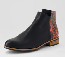 Load image into Gallery viewer, I Love Billy Boot "Horson"  Floral
