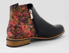 Load image into Gallery viewer, I Love Billy Boot "Horson"  Floral
