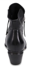 Load image into Gallery viewer, Django &amp; Juliette Boot "Jazzy" Black stud
