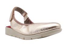 Load image into Gallery viewer, Saydo Shoe &quot;Freesia&quot; champagne
