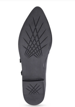 Load image into Gallery viewer, Bueno Shoe &quot;Bess&quot; black
