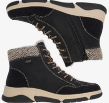 Load image into Gallery viewer, Rieker Boot Warm "Annika" Black
