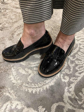 Load image into Gallery viewer, Alberto Loafer &quot;Pamela&quot; black patent
