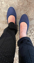 Load image into Gallery viewer, Saydo Shoe &quot;Filbert&quot; navy perf flat
