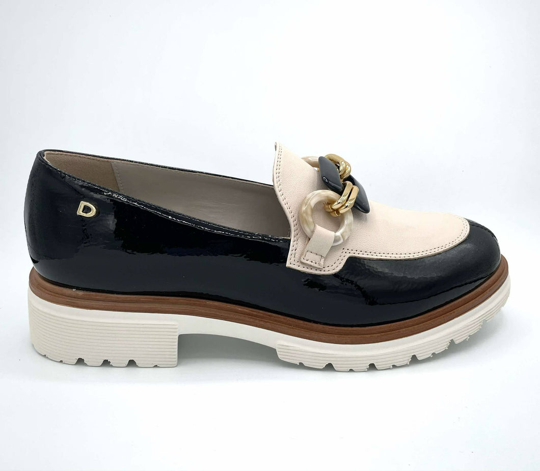 Donna Serena Shoe 