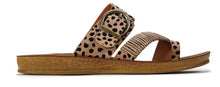 Load image into Gallery viewer, Los Cabos Sandal &quot;Bria&quot; Cheetah
