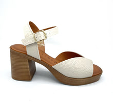 Load image into Gallery viewer, Ateliers Sandal "Deliza" Cream
