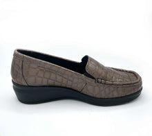 Load image into Gallery viewer, IMAC Shoe "Brandy" bronze
