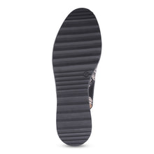 Load image into Gallery viewer, Django and Juliette Shoe "Olissas" black floral
