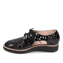 Load image into Gallery viewer, Django &amp; Juliette Shoe &quot;Otay&quot; black patent
