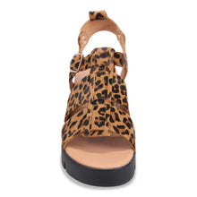 Load image into Gallery viewer, Django and Juliette Sandal "Relie"

