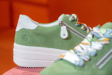 Load image into Gallery viewer, Remonte Sneaker "Harmony" green
