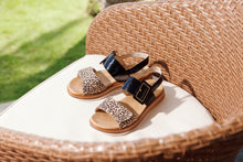 Load image into Gallery viewer, Remonte Sandal "Charlene" leopard
