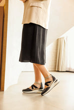 Load image into Gallery viewer, Remonte Sneaker "Stephanie" Black
