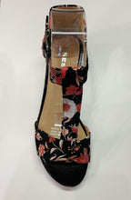 Load image into Gallery viewer, Bresley Shoe &quot;Alice&quot; Black Floral

