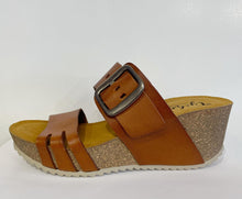 Load image into Gallery viewer, Tyche Sandal &quot;Berna&quot; Cognac
