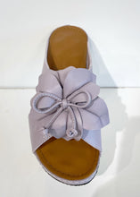 Load image into Gallery viewer, Kremara Sandal &quot;Isabelle&quot; Lilac
