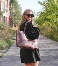 Load image into Gallery viewer, Leafii Emily Tote Bag (Multiple Colours Available)
