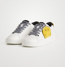 Load image into Gallery viewer, Desiguel Sneaker &quot;Smiley&quot;
