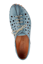 Load image into Gallery viewer, Spring Step Shoe &quot;Moonwalk&quot; Blue
