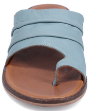 Load image into Gallery viewer, Bueno Sandal &quot;Dani&quot; Blue
